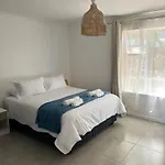 Pinelands Self Catering Apartment